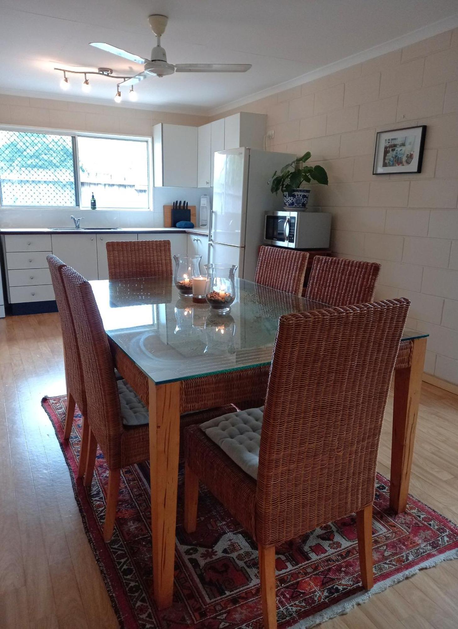 J & Ella'S Holiday House - 2 Bedroom, 2 Bathroom Home 쿡타운 외부 사진