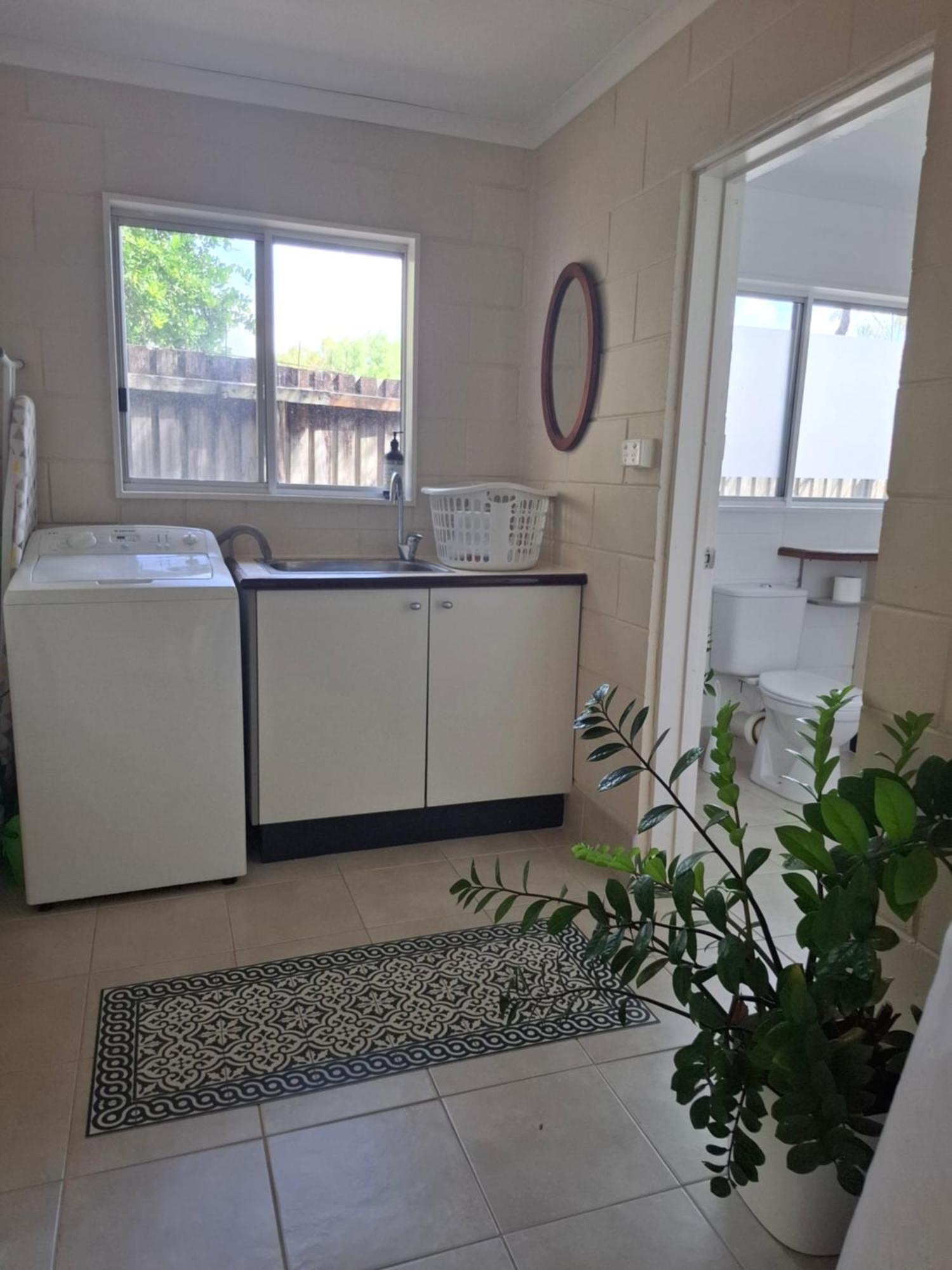 J & Ella'S Holiday House - 2 Bedroom, 2 Bathroom Home 쿡타운 외부 사진